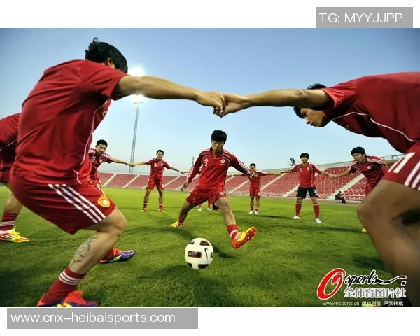 最新足球资讯聚焦全球赛事动态球员转会及战术分析